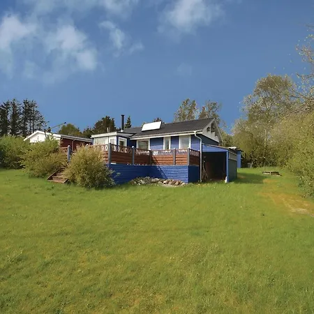 別荘 Two-bedroom With A Fireplace In Struer *