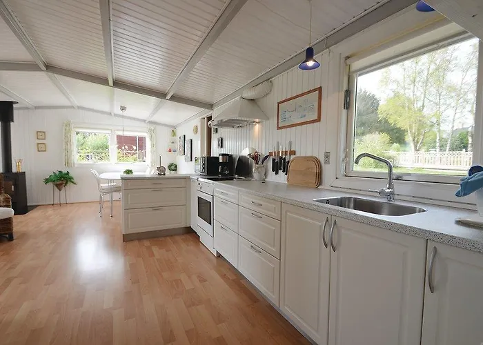 Feriehus Two-bedroom With A Fireplace In *